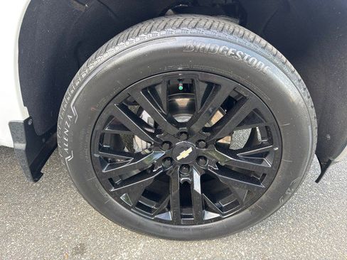 Used 2022 Chevrolet Silverado 1500 LTZ w/ LTZ Premium Package image 11