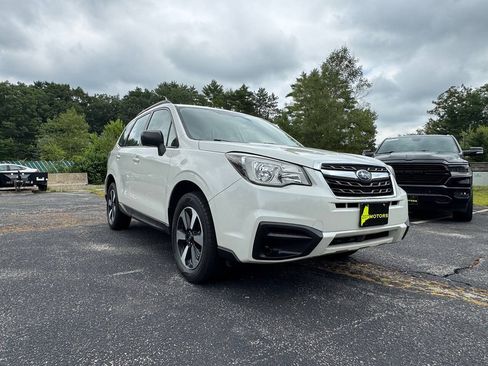 Used 2017 Subaru Forester 2.5i w/ Alloy Wheel Package AWD/4WD image 8