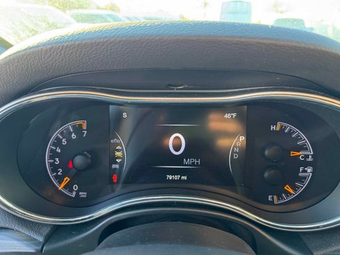 Used 2021 Jeep Grand Cherokee Laredo X image 19