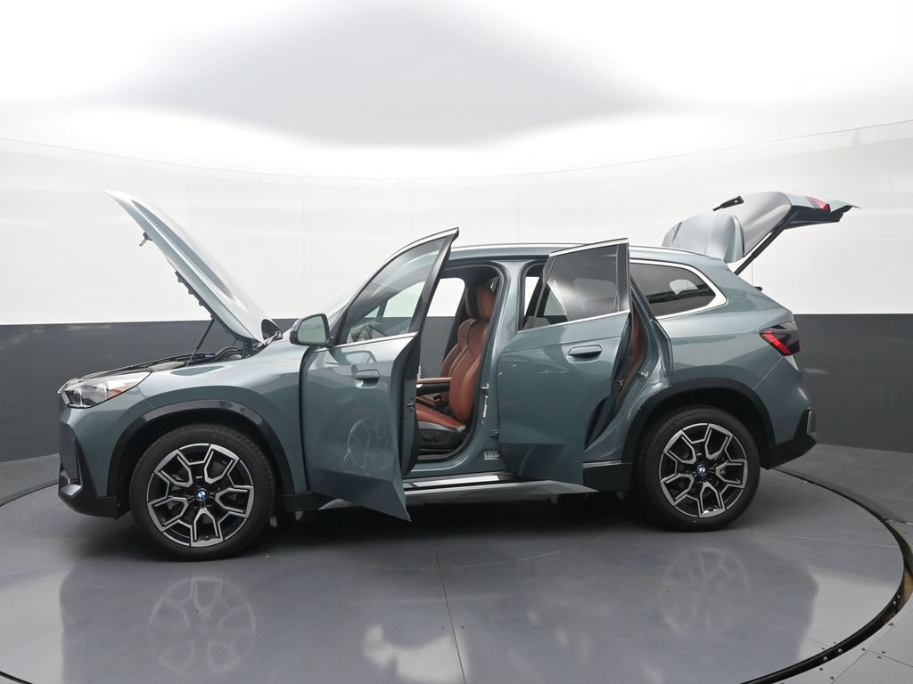 Used 2026 BMW X1 xDrive28i w/ Technology Package AWD/4WD image 40