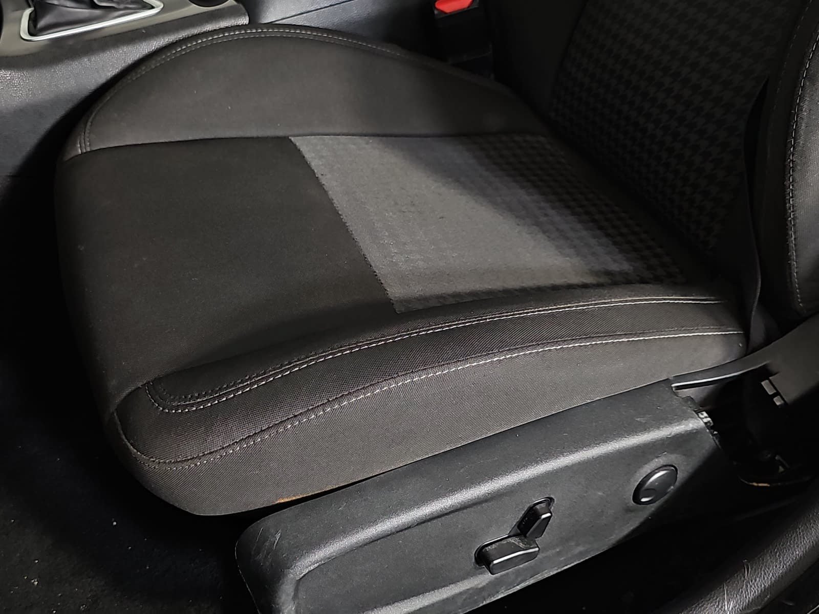 Used 2023 Dodge Charger Scat Pack w/ Navigation & Travel Group RWD image 25