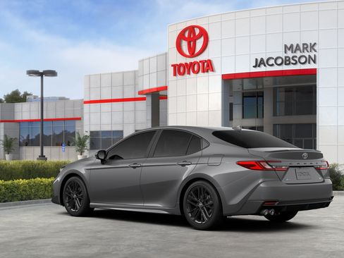 New 2026 Toyota Camry SE FWD image 6
