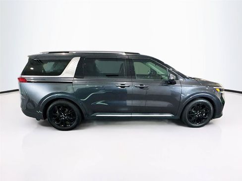 Used 2024 Kia Carnival SX Prestige FWD image 39