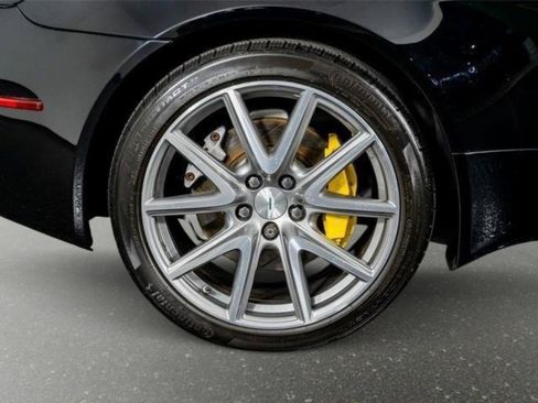 Used 2015 Aston Martin V8 Vantage GT RWD image 9