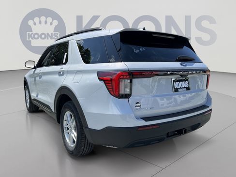 New 2026 Ford Explorer Active AWD/4WD image 4