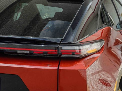 New 2026 Toyota C-HR AWD/4WD image 8