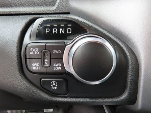 Used 2022 RAM 1500 Big Horn AWD/4WD image 48