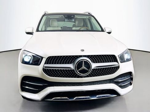 Used 2021 Mercedes-Benz GLE 450 4MATIC image 2