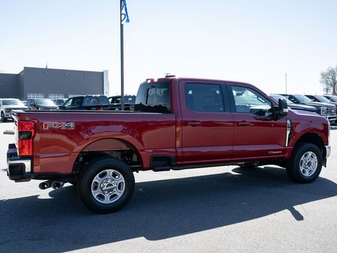 New 2026 Ford F250 XLT w/ XLT Premium Package AWD/4WD image 10