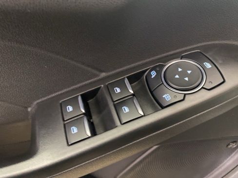 Used 2023 Ford Escape Platinum w/ Premium Technology Package image 19