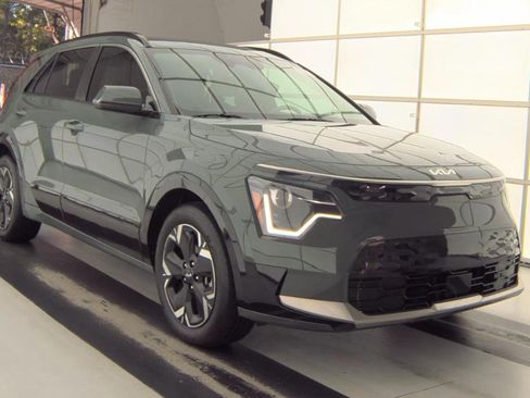 Certified 2023 Kia Niro Wind FWD image 1