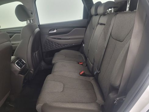 Used 2019 Hyundai Santa Fe SE image 13