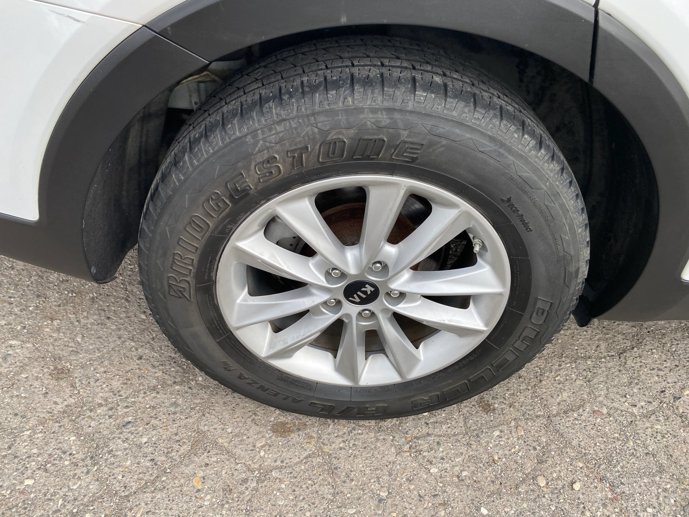 Used 2019 Kia Sorento FWD V6 image 28