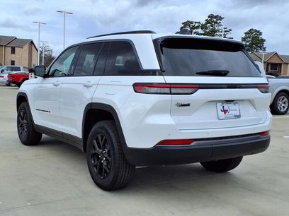New 2026 Jeep Grand Cherokee Altitude