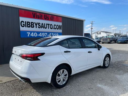 Used 2024 Nissan Versa S FWD image 4