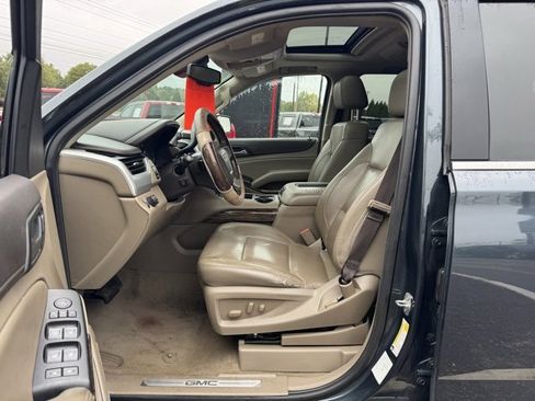 Used 2020 GMC Yukon SLT w/ Open Road Package image 18