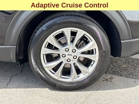 Used 2021 Ford Explorer XLT w/ Equipment Group 202A image 10