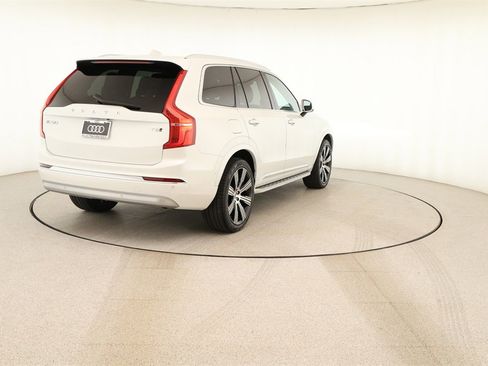 Used 2022 Volvo XC90 T6 Inscription w/ Advanced Package image 6