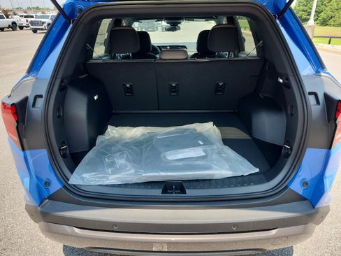 New 2027 GMC Terrain Elevation FWD image 7