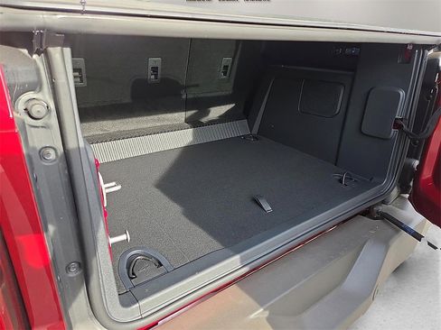 New 2025 Ford Bronco Big Bend image 8