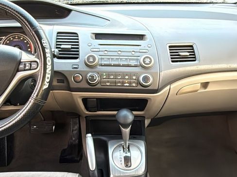 Used 2010 Honda Civic LX image 23