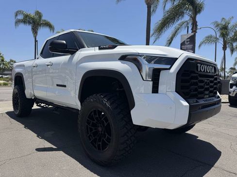 Used 2024 Toyota Tundra SR5 w/ SR5 Premium Package AWD/4WD image 9