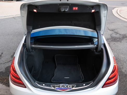 Used 2018 Mercedes-Benz S 560 4MATIC Sedan image 53