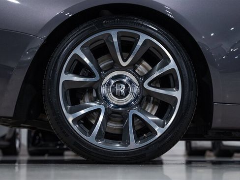 Used 2017 Rolls-Royce Wraith RWD image 42