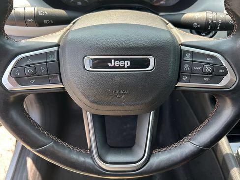 Used 2022 Jeep Compass Limited AWD/4WD image 33