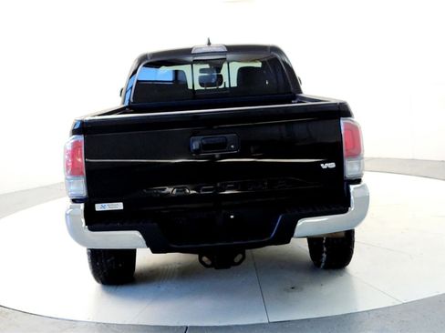 Certified 2023 Toyota Tacoma TRD Off-Road image 5