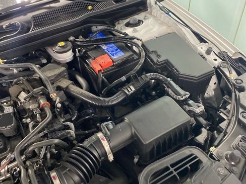 Used 2024 Honda Civic EX-L image 34