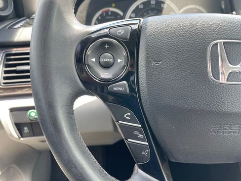 Used 2017 Honda Accord EX-L image 20
