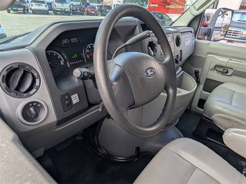 Used 2015 Ford E-350 and Econoline 350 Super Duty image 8