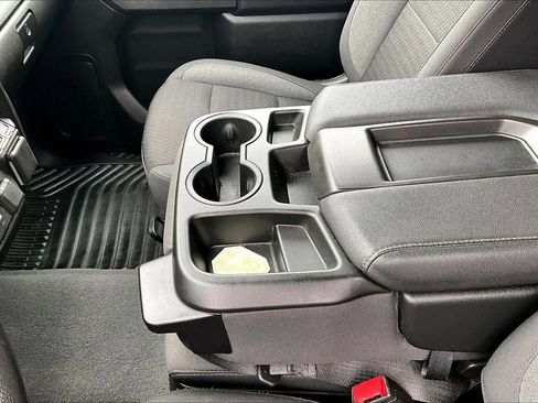 Used 2025 Chevrolet Silverado 2500 Custom w/ Custom Value Package image 15