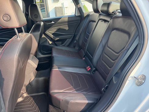 Used 2024 Volkswagen Jetta GLI Autobahn FWD image 16