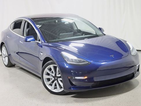 Used 2018 Tesla Model 3 Long Range image 6