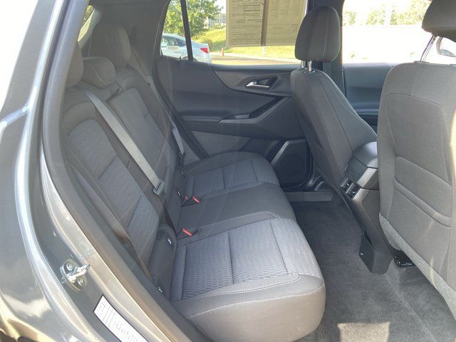 Used 2026 Chevrolet Equinox LT AWD/4WD image 8