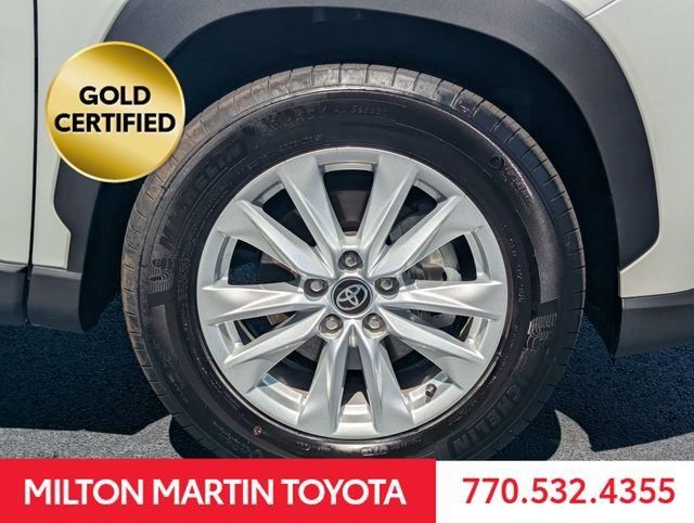 Certified 2026 Toyota Corolla Cross LE FWD image 10