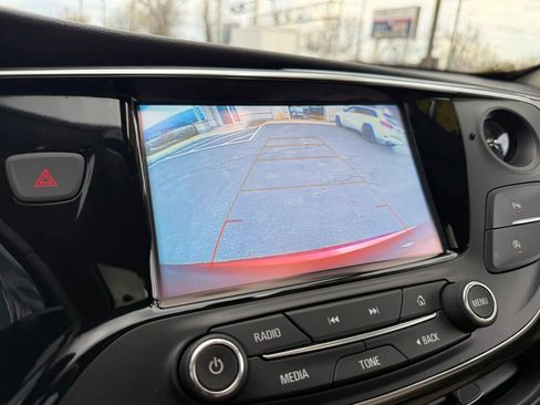 Used 2019 Buick Envision Essence image 24