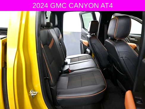 Used 2024 GMC Canyon AT4 AWD/4WD image 15