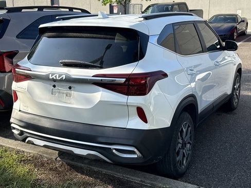 Used 2023 Kia Seltos EX AWD/4WD image 6