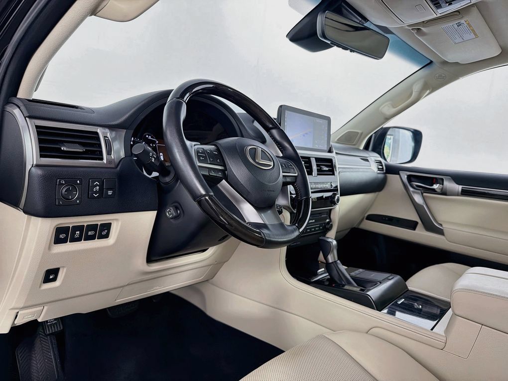 Used 2023 Lexus GX 460 Premium w/ Premium Package AWD/4WD image 12
