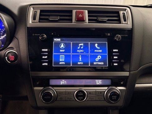 Used 2017 Subaru Outback 2.5i Limited image 15