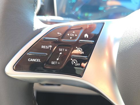 New 2026 Mercedes-Benz C 300 Sedan image 31