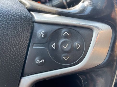 Used 2019 GMC Acadia SLT image 23