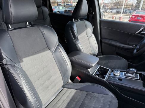 Used 2024 Mitsubishi Outlander SE image 18