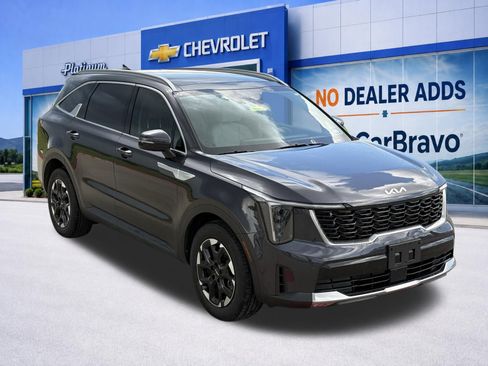 Used 2025 Kia Sorento S w/ Panoramic Sunroof Package FWD image 11