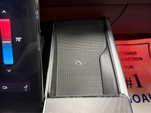 Used 2026 Cadillac Escalade Luxury w/ LPO, Floor Liner Package image 26