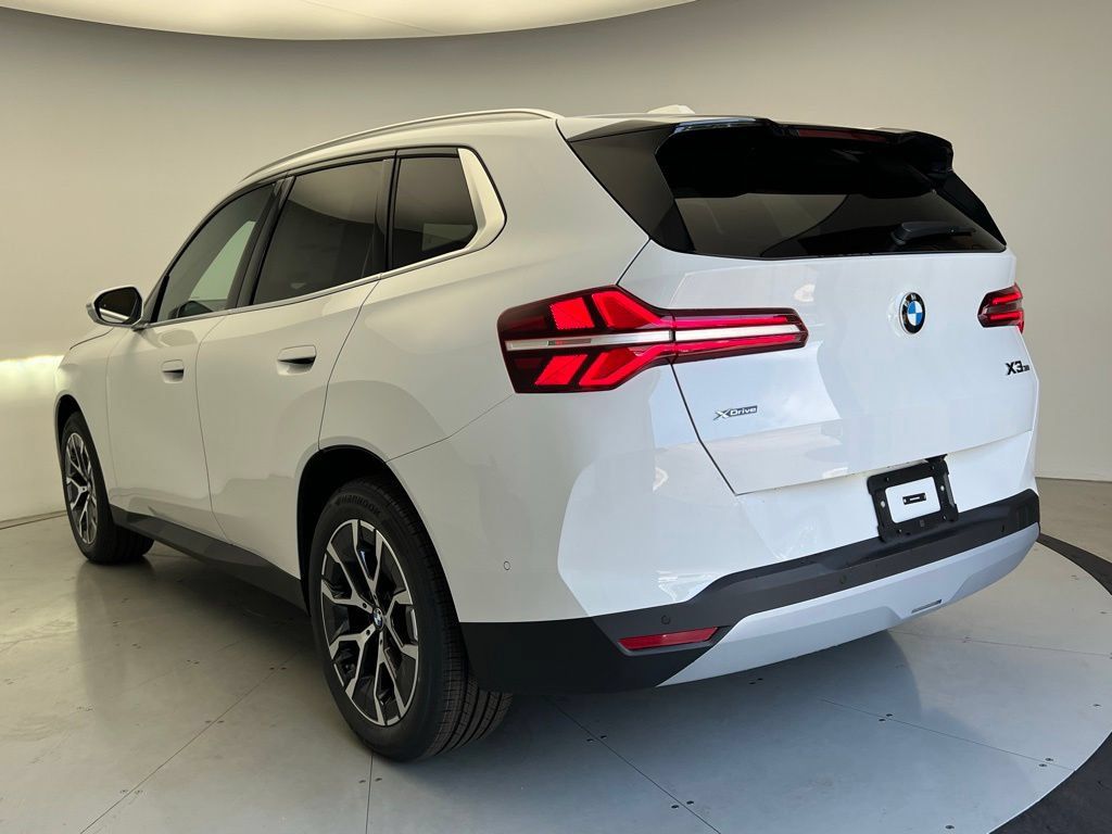 Used 2026 BMW X3 xDrive30i w/ Convenience Package AWD/4WD image 4