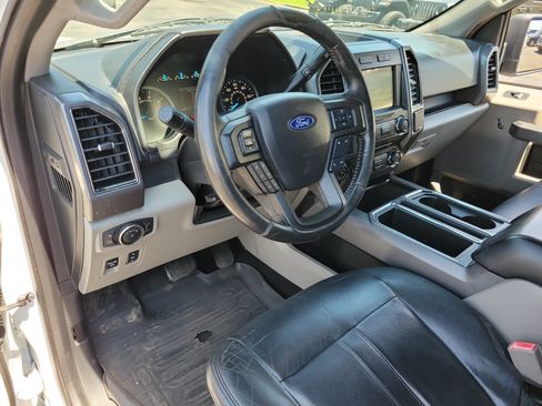 Used 2018 Ford F150 XLT w/ Equipment Group 302A Luxury RWD image 3
